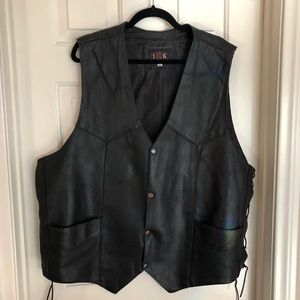 Men’s Leather Vest
